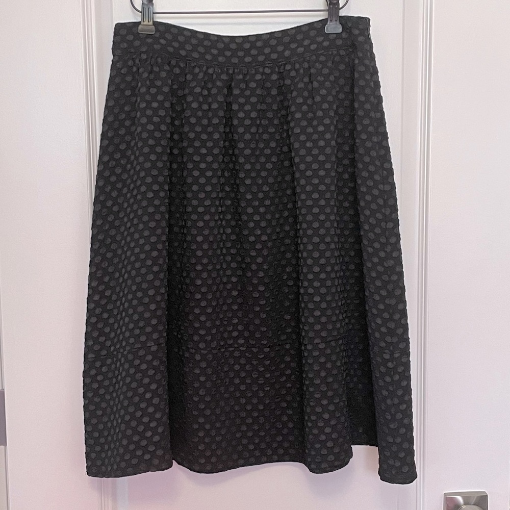 Minimum Black Textured Polka Dot Midi Skirt